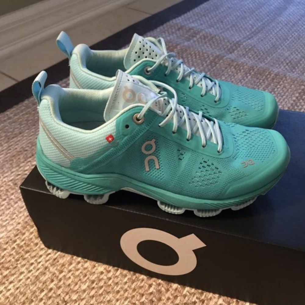 SOLD Women’s sneakers